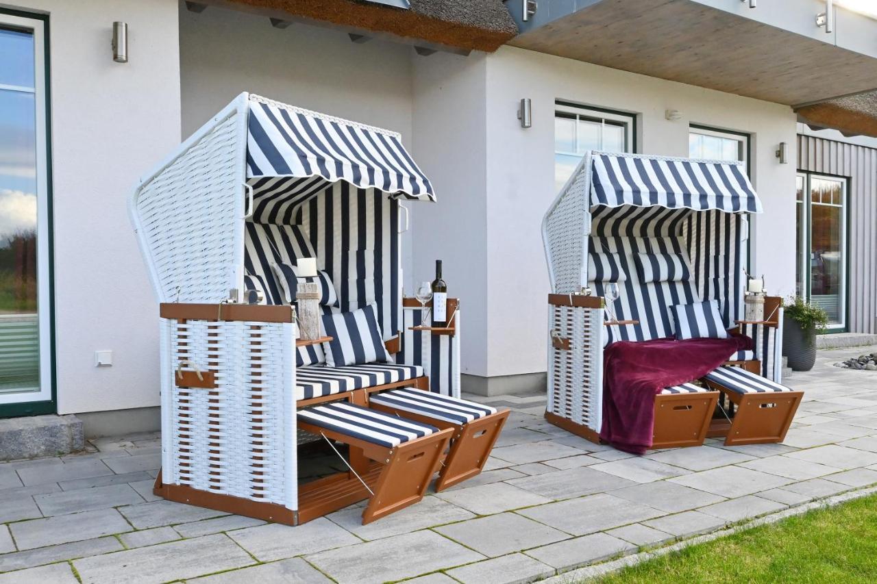 Reethaus "Meeresrauschen" Fuer 4 Personen Kaept'N Jan Glowe Exterior photo